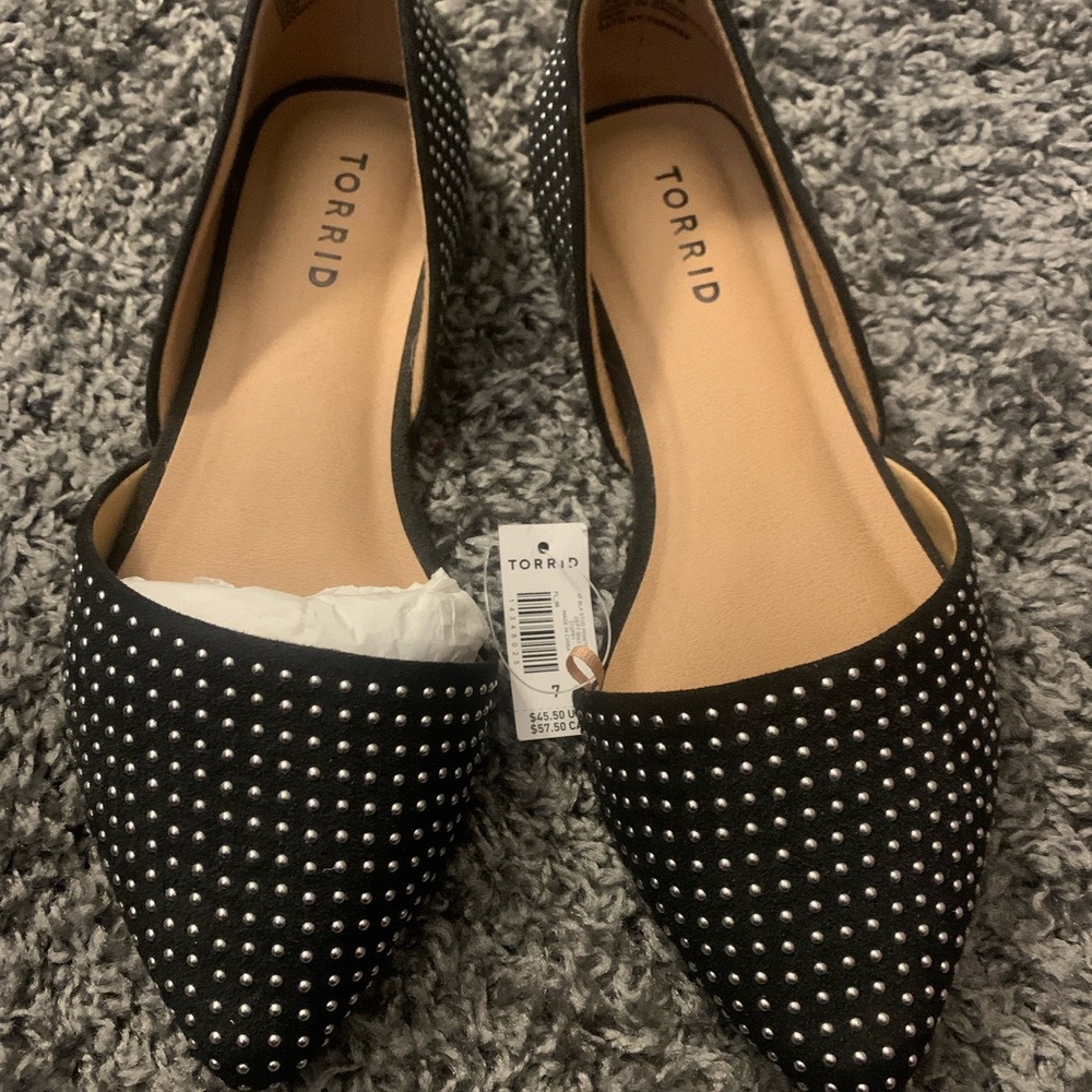 Torrid NWT studded flats